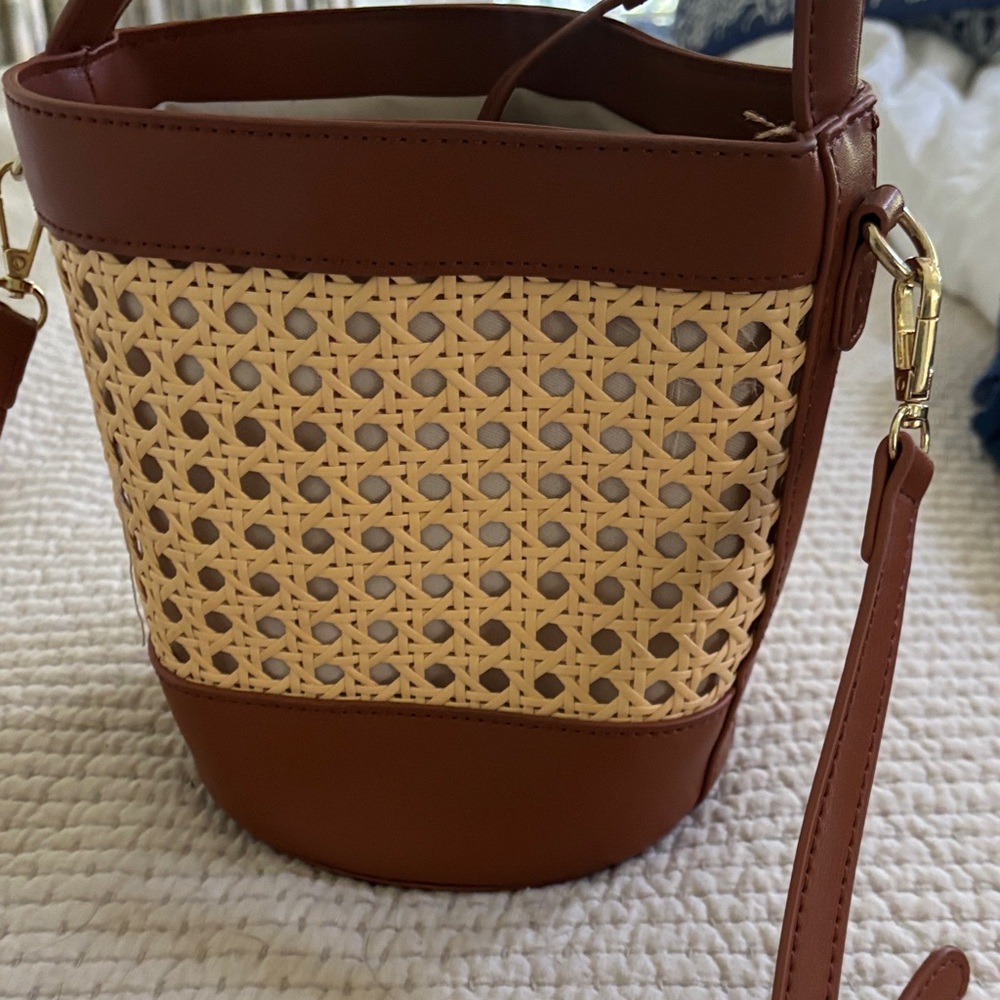 Brown and Tan Woven Women's Bag - Picture 5 of 6